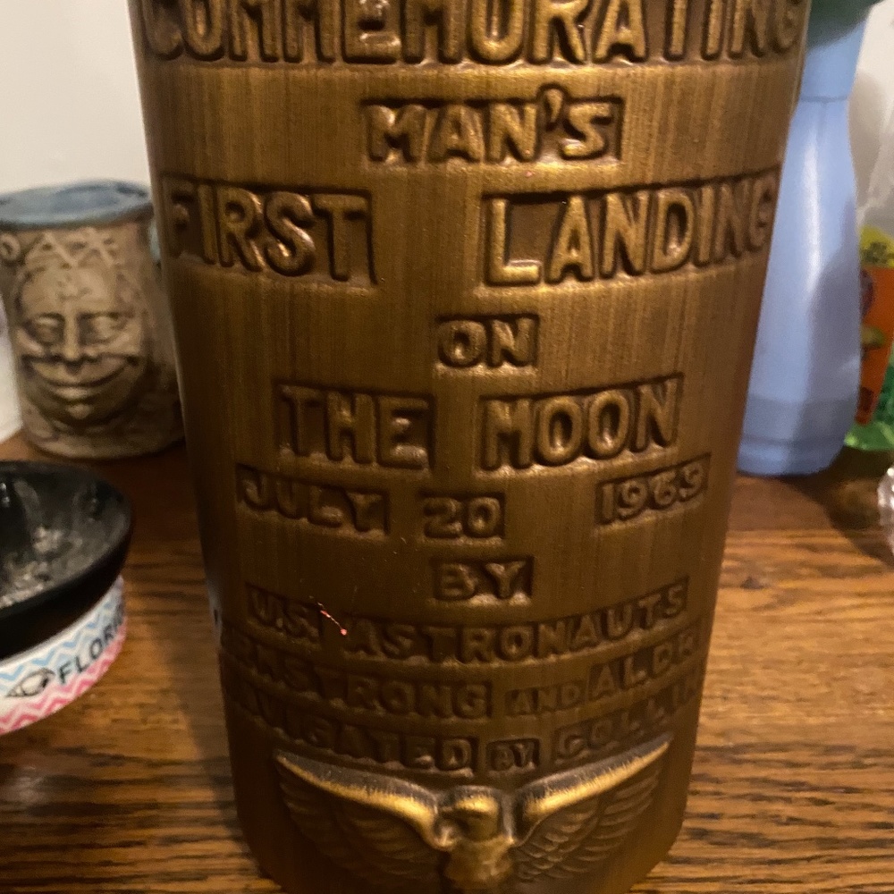 RARE HAEGER POTTERY VASE 1969 COMMEMORATING MAN'S FIRST LANDING ON MOON